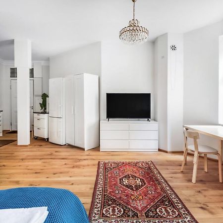 Wehost Oikokatu Apartment Helsinki Exterior photo